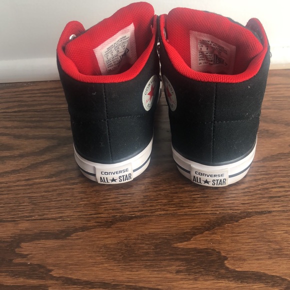 Converse - Picture 3 of 4